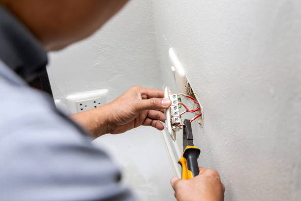 Best Emergency Electrical Repair  in Independence, OH